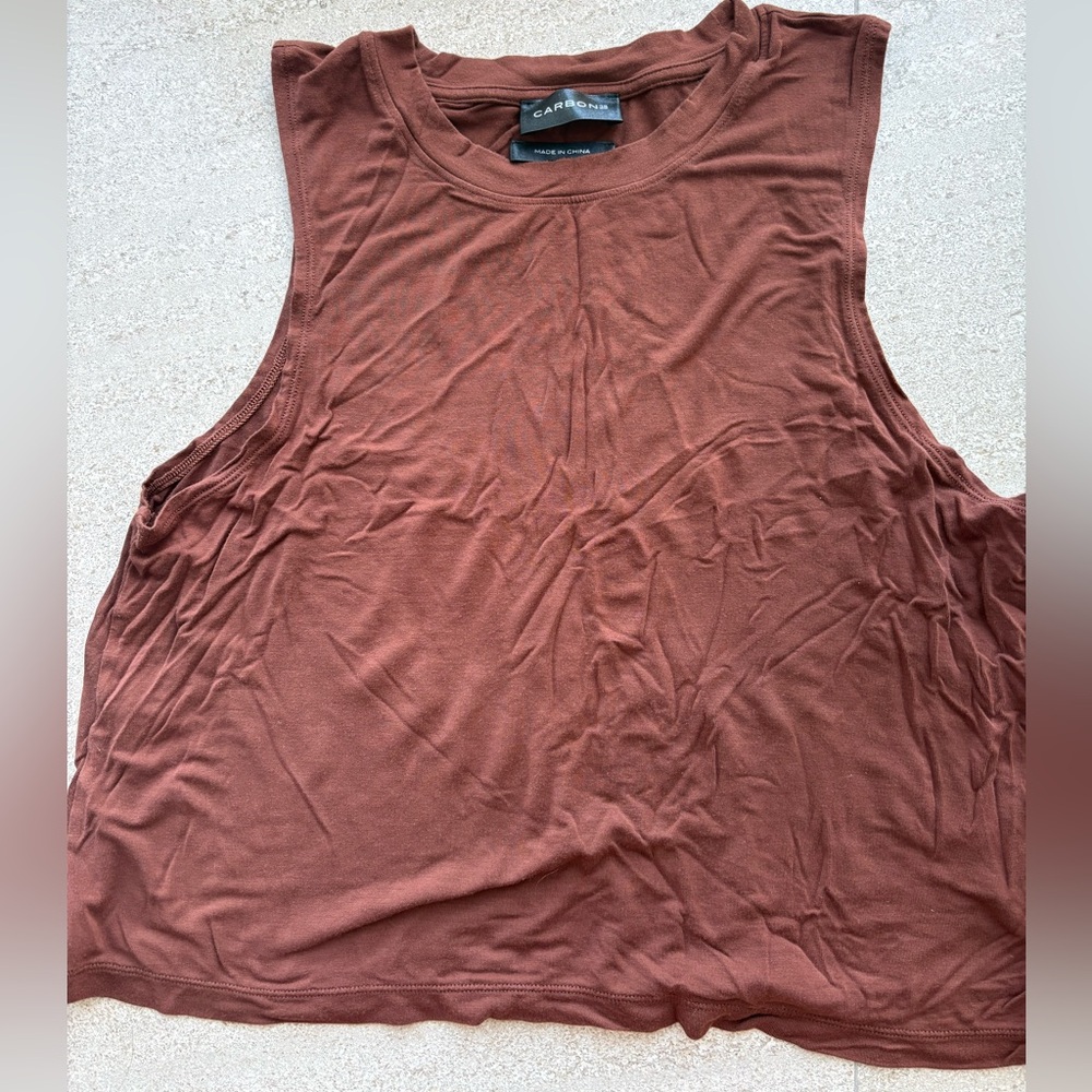 Carbon38 Muscle Tank - XS; copper brown color